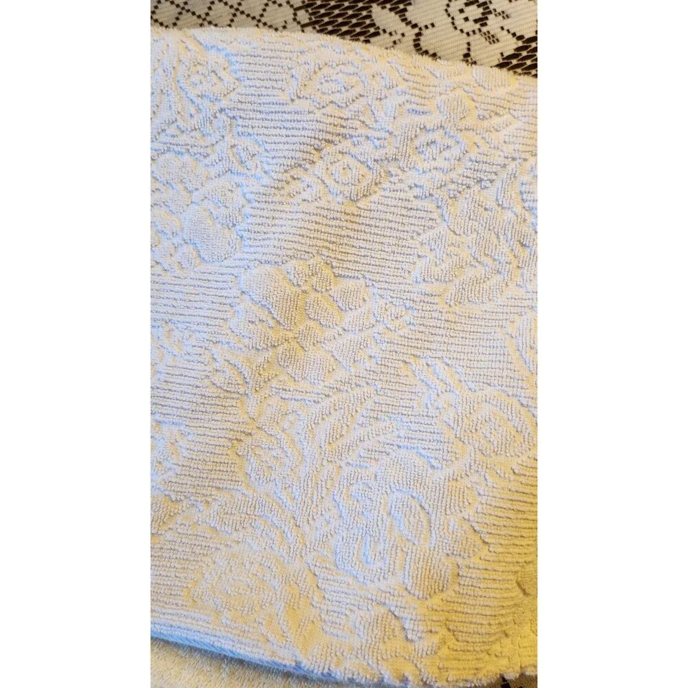 2 Croscill Vintage Elegant Bath Towels Rose And Darian Design READ For Sizes